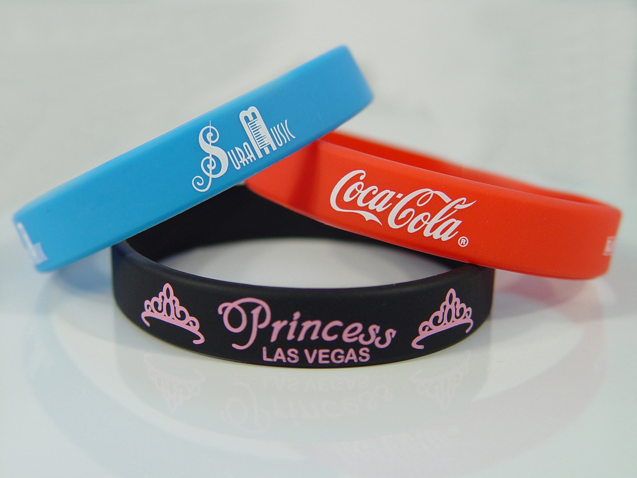 promotional-rubber-wristbands